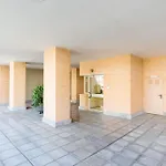 Hill With Terrace, Parking, Pool & Paddle Court * توريمولينوس