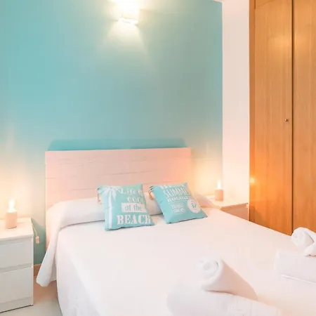 Lejlighed Hill With Terrace, Parking, Pool & Paddle Court Torremolinos