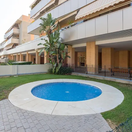 Hill With Terrace, Parking, Pool & Paddle Court *