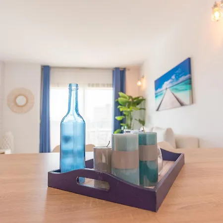 Hill With Terrace, Parking, Pool & Paddle Court Torremolinos