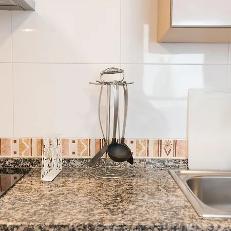 Lejlighed Hill With Terrace, Parking, Pool & Paddle Court *