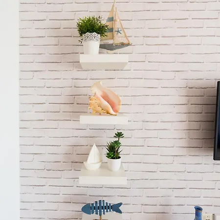 Hill With Terrace, Parking, Pool & Paddle Court Lejlighed *