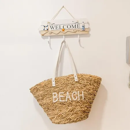 Hill With Terrace, Parking, Pool & Paddle Court Lägenhet