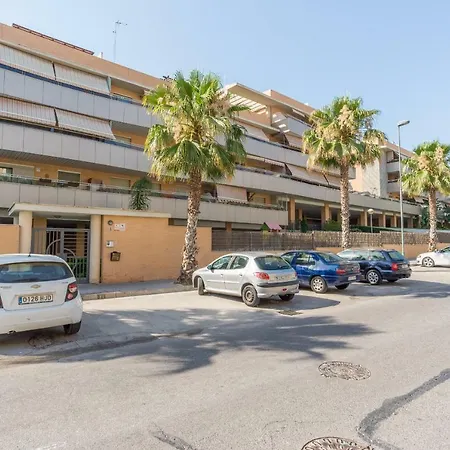 Lägenhet Hill With Terrace, Parking, Pool & Paddle Court Torremolinos