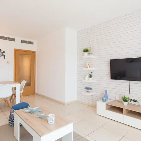 Διαμέρισμα Hill With Terrace, Parking, Pool & Paddle Court Τορρεμολίνος